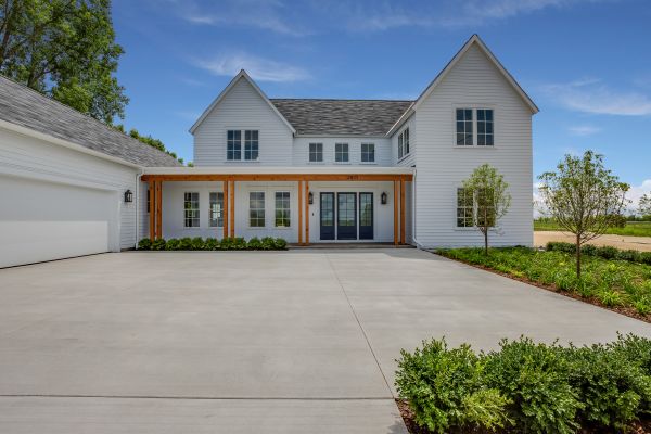 Cost of Concrete Driveway Service in Laguna Niguel