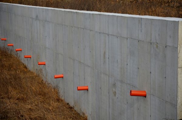 Concrete Wall Installation in Laguna Niguel