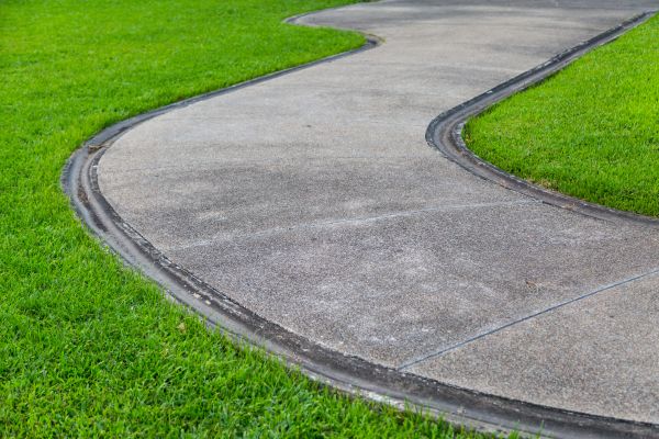 Concrete Sidewalk Construction in Laguna Niguel
