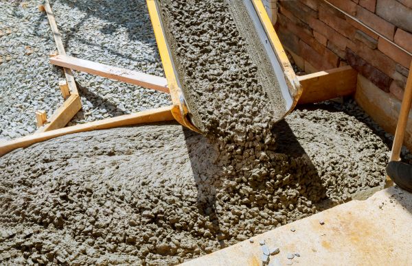 Cement Walkway Pouring in Laguna Niguel