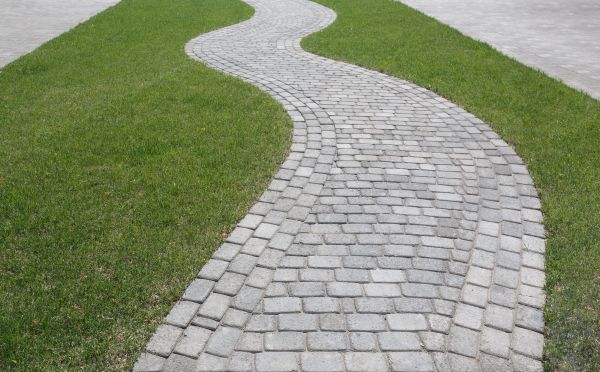 Footpath Paving in Laguna Niguel