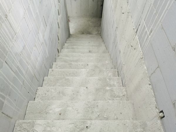 Step Pouring in Laguna Niguel